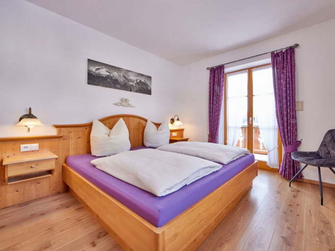 Others 4, Holiday Apartment "wetterstein", Garmisch-Partenkirchen