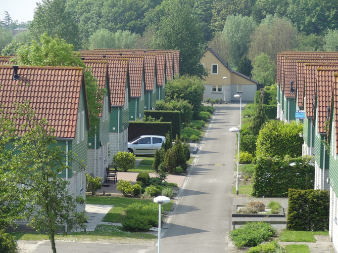 Exterior 3, Nice Holiday Home With Garden Near Beach, Kapelle