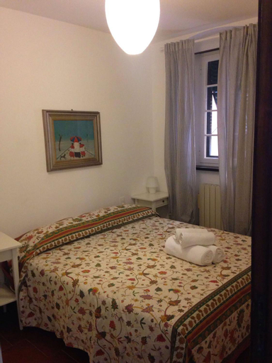 Bedroom 2, LIGURIA HOLIDAYS - La casetta sul porticciolo, Genova