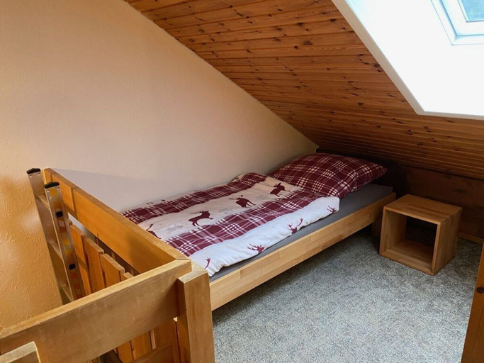 Room 4, Spacious Holiday Home Near Ski-lift, Waldshut