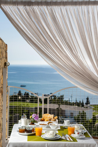 Food & Drinks 4, Bella Vista Stegna, South Aegean