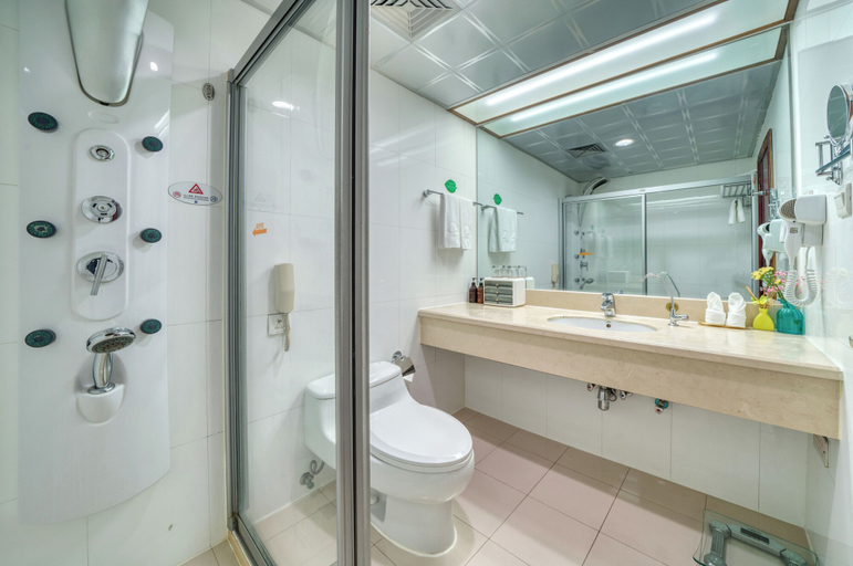 Bathroom 4, Hangzhou Haiwaihai Communication Hotel, Hangzhou