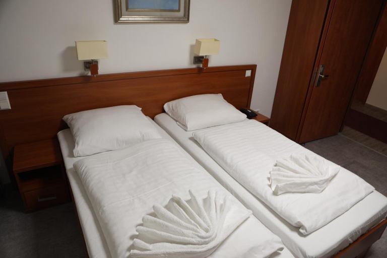 Bedroom 4, M-A-S-Hotel, Stuttgart