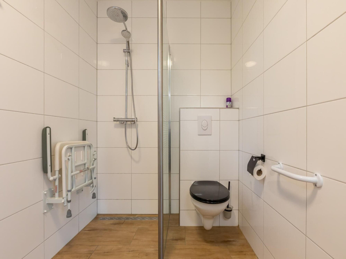 Bathroom 3, Holiday Home in Zeeland With Romantic Terrace, Schouwen-Duiveland