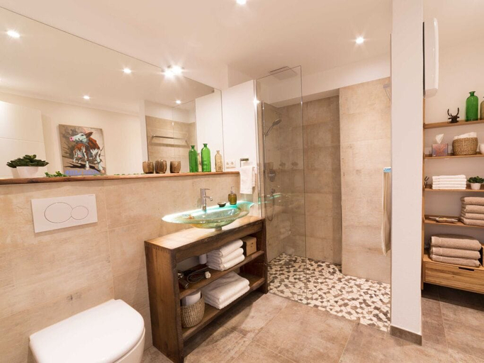 Bathroom 5, Eglwies Comfortable Holiday Residence, Rosenheim