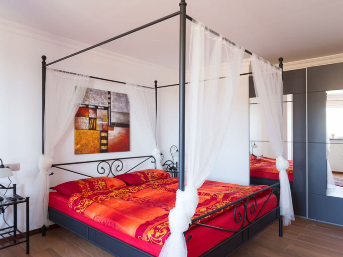 Room 3, Lovely Apartment in Arona, Santa Cruz de Tenerife