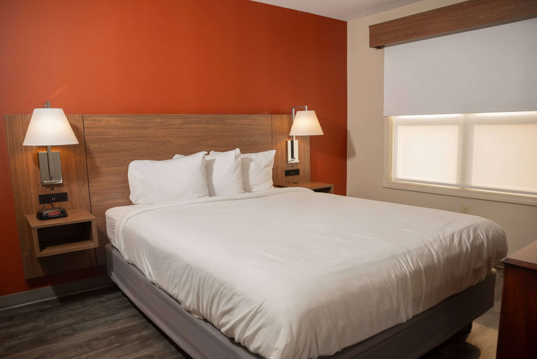 Bedroom 4, Hawthorn Suites BY Wyndham Erie, Erie