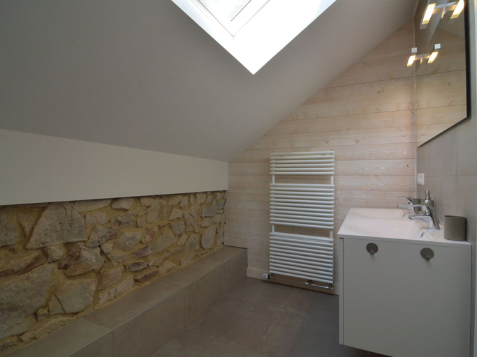 Bathroom 3, Holiday Home in Ardennes Near Nature Park, Liège