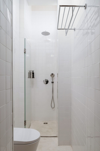 Bathroom 3, Limehome Porto Rua Das Oliveiras, Porto