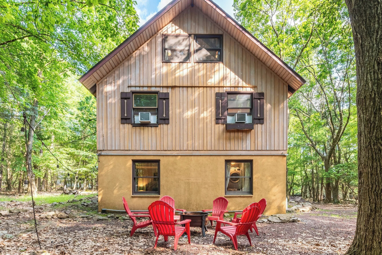 Exterior & Views 2, Harmony Haven by Avantstay Game Room, Large Deck, Carbon