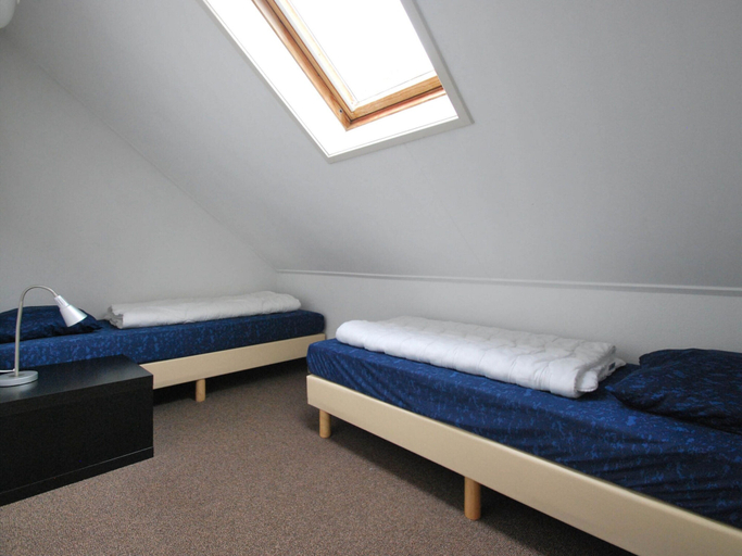 Bedroom 4, Holiday Home in a Holiday Park in Friesland, Wûnseradiel