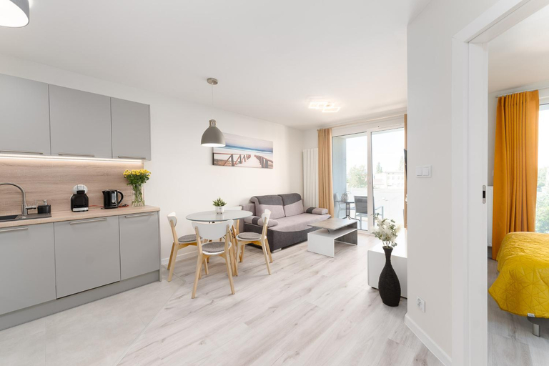 Others 3, Perlowa Przystan Rent - Sienkiewicza, Kołobrzeg