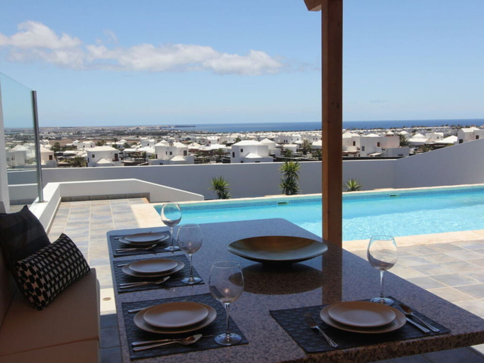 Others 2, Mesmerising Apartment in Playa Blanca, Las Palmas