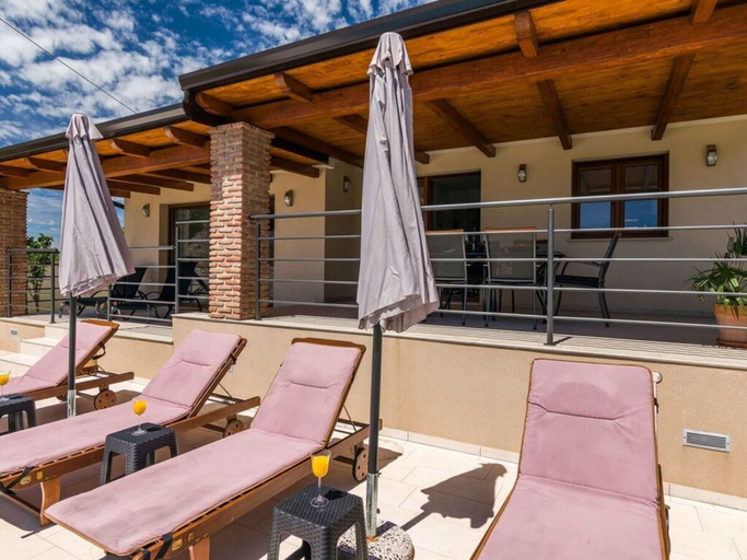 Exterior 5, Villa Monteci Comfortable Holiday Residence, Vodnjan