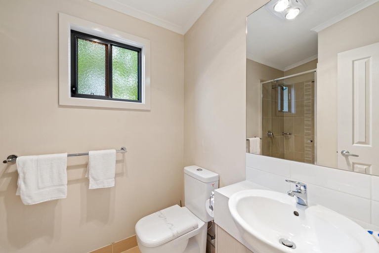 Bathroom 9