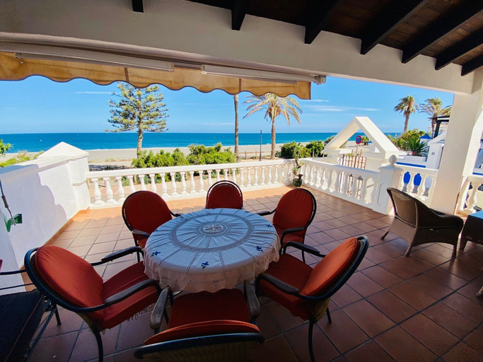 Dining 3, Holiday Home Near the Beach on the Costa Tropical, Granada