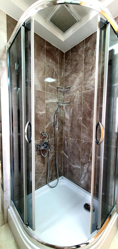 Bathroom 2, TaksimFlat, Beyoğlu