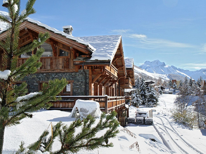 Exterior & Views 1, Chalet in Les Deux Alpes With Heated Pool, Isère