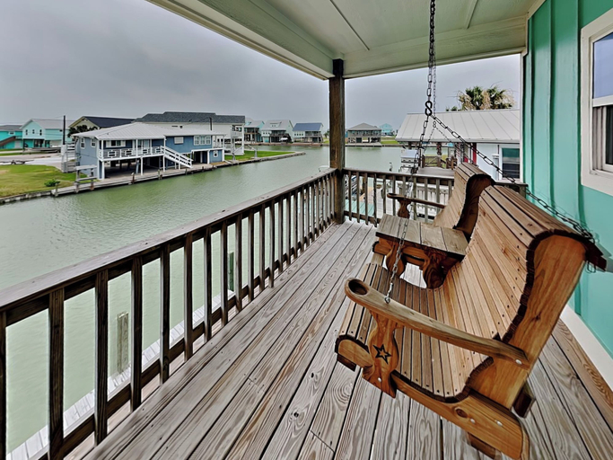 Others 5, The Reel Getaway, Aransas