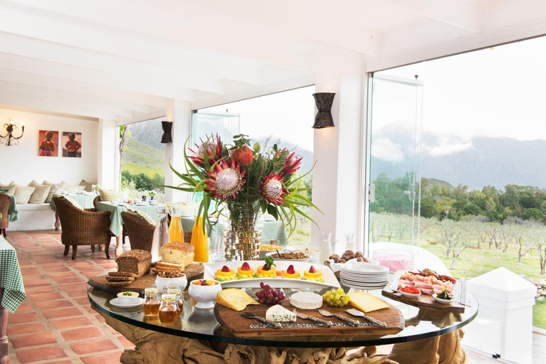 Food & Drinks 2, Galenia Estate, Cape Winelands