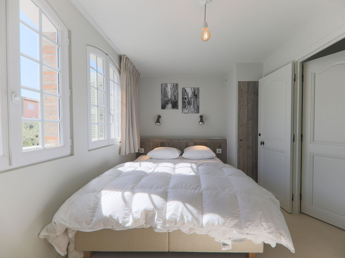 Room 3, Pleasant House for 8 People & 12 m Mooring, Var