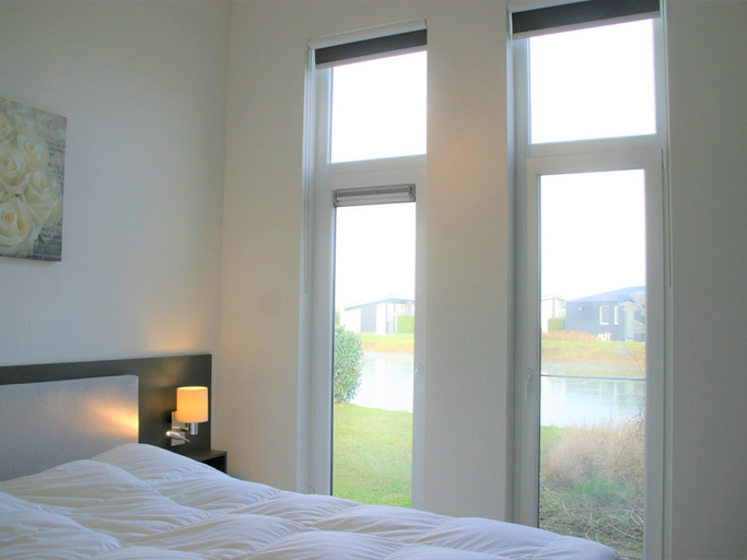 Bedroom 4, Chalet in Zeeland by the Lake, Kapelle