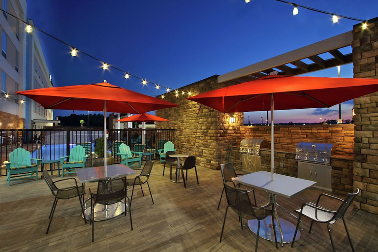Food & Drinks 4, Home2 Suites by Hilton Mobile International Airport, Mobile