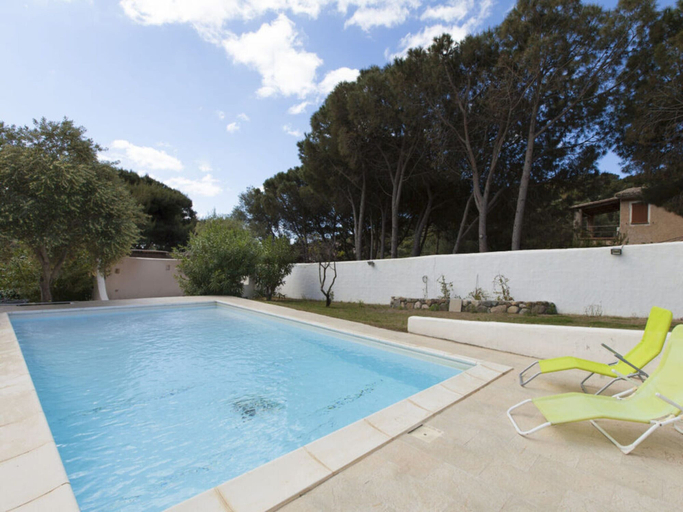 Pool 3, Venere Comfortable Holiday Residence, Cagliari