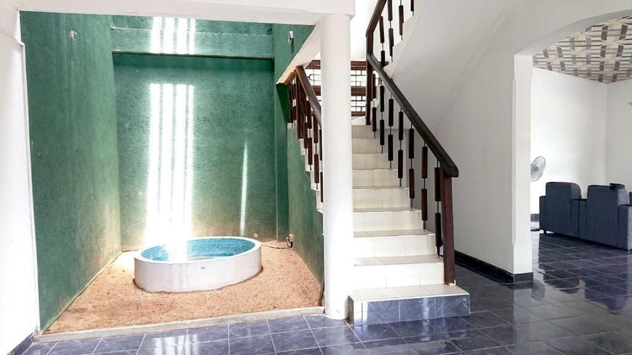 Others 3, A A A Guest House, Dambulla