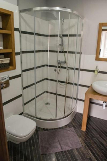 Bathroom 2, Apartamenty Faust, Ełk
