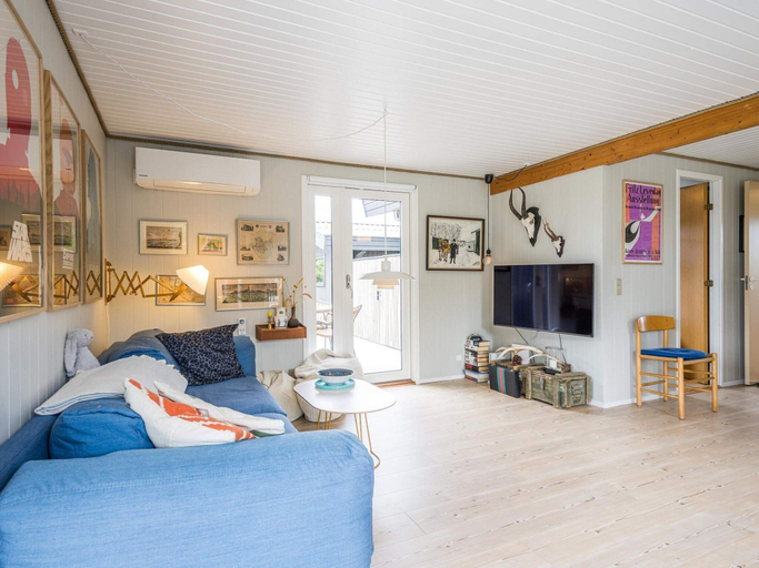 Others 4, 6 Person Holiday Home in Henne, Varde