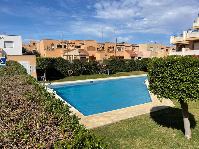 Pool 3, Belvilla by OYO Alameda de Roquetas, Almería