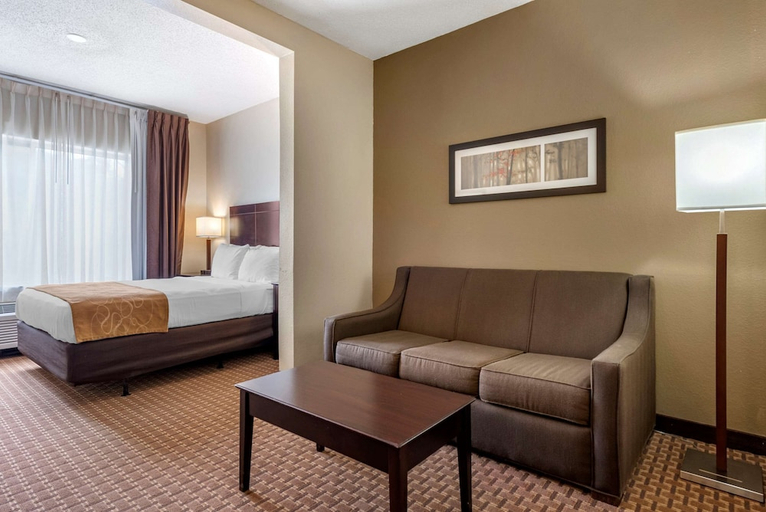 Bedroom 4, SureStay by Best Western Marion, Grant
