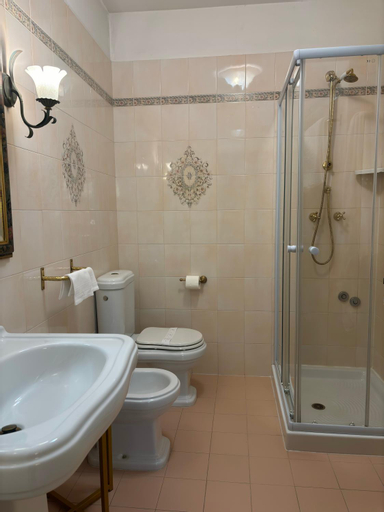 Bathroom 9