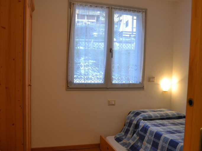 Room 3, Spacious Retreat, Cavalese, Trento
