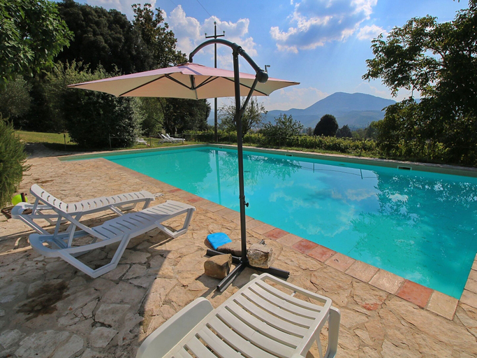 Pool 4, Raffinee Farmhouse With Pool Views, Perugia