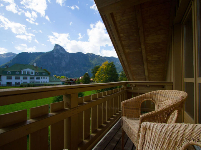 Others 3, Lovely Apartment in Oberammergau, Garmisch-Partenkirchen