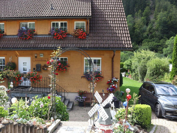 Exterior 5, Haus Hiller Comfortable Holiday Residence, Lörrach