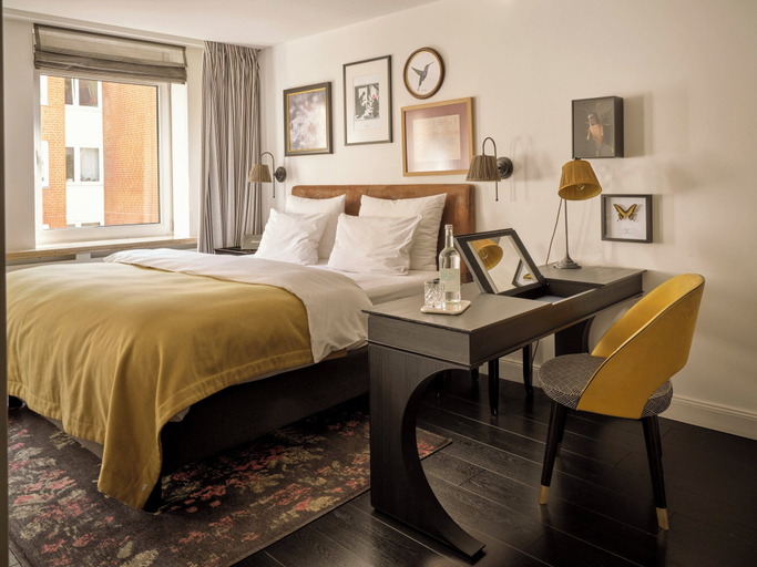 Bedroom 3, The Nikolai Hotel Hamburg, Leonardo Limited Edition, Hamburg