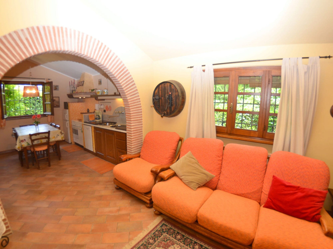 Living area, Holiday Home in Pescaglia Near Tuscan Beaches, Lucca