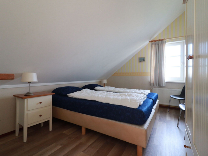 Bedroom 2, Waterfront Villa With Terrace in Friesland, Wûnseradiel