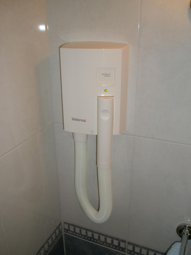 Bathroom 3, Hotel Excelsior, The Hague