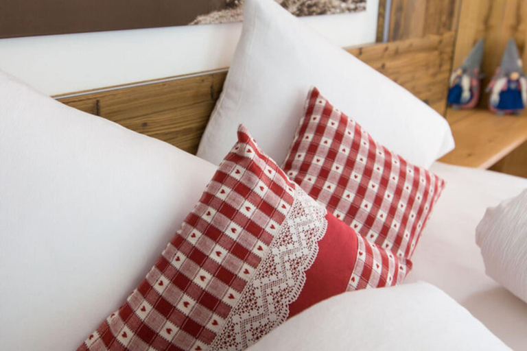 Room 5, Holiday Home Hutterwirtshof, Bolzano