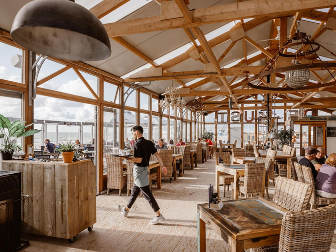 Dining 3, Beach House in Wijk aan Zee With Sea View, Beverwijk