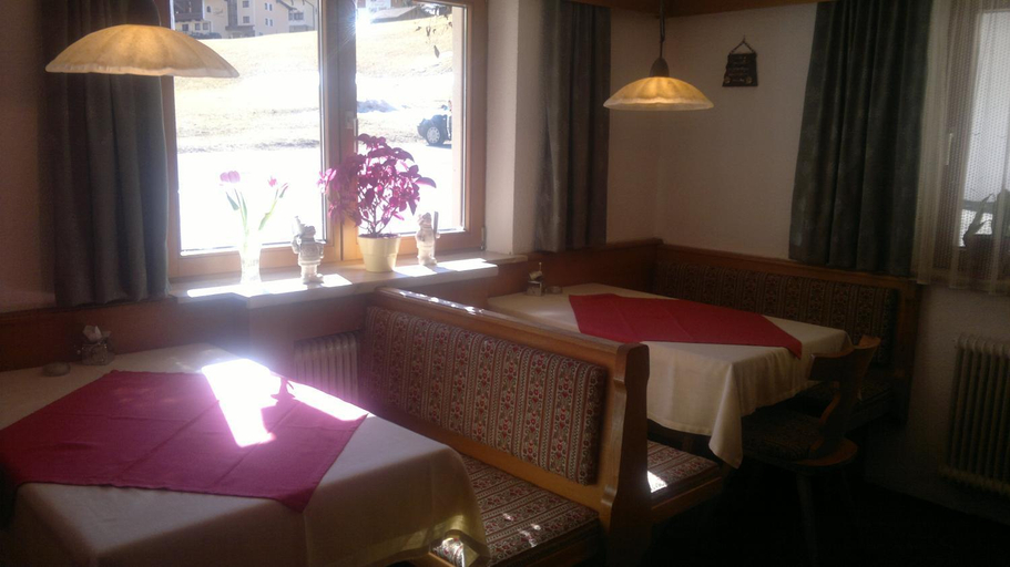 Food & Drinks, Haus Hugo, Imst