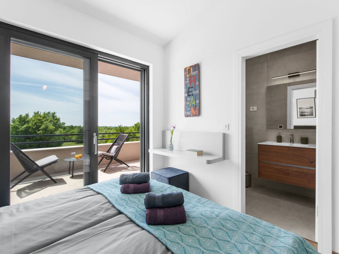 Bedroom 5, Villa Mahalo Modern Retreat, Sveti Lovreč