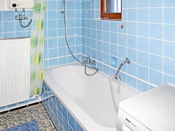 Bathroom, Rappenloch Modern Retreat, Breisgau-Hochschwarzwald