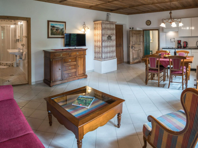 Dining 4, Ansitz Gurtenhof Comfortable Holiday Residence, Bolzano