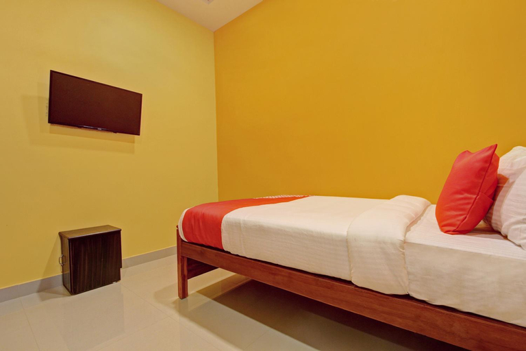 Bedroom 13
