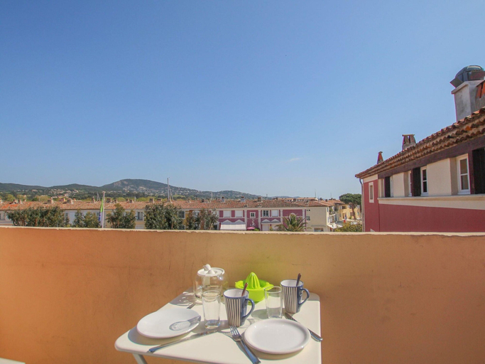 Dining, Comfortable Holiday Home Near the Beach, Var